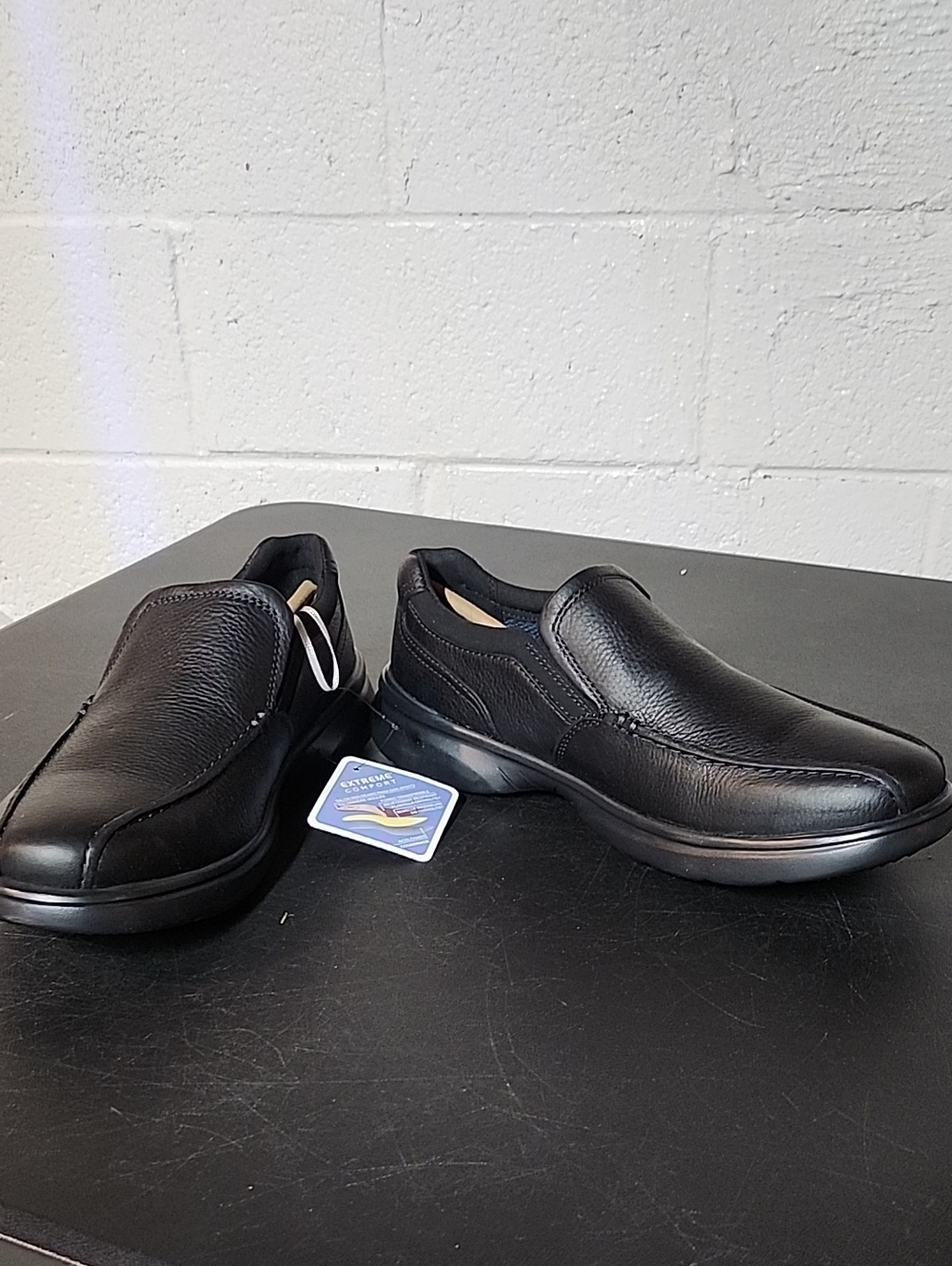 Clarks Bradley Step Black Leather Slip-On Loafers